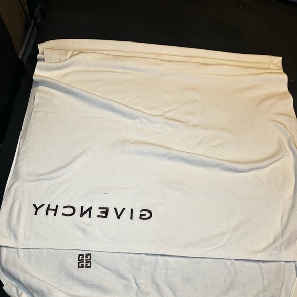 Givenchy Scarf - Picture 2 of 9